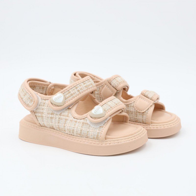 صندل بناتي بشريط لاصق للاطفال لون بيج