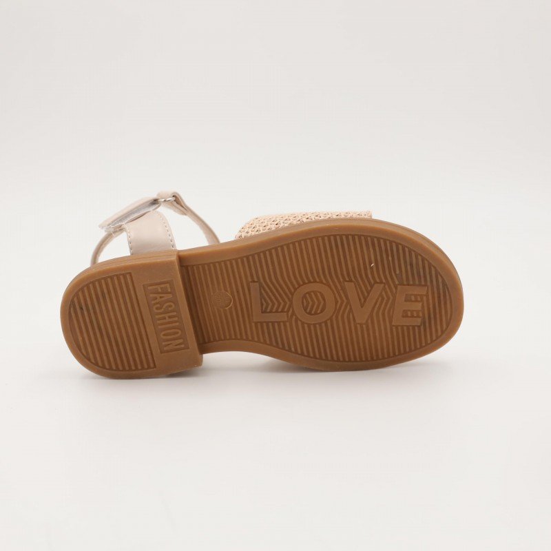 صندل بناتي مع حزام لون بيج