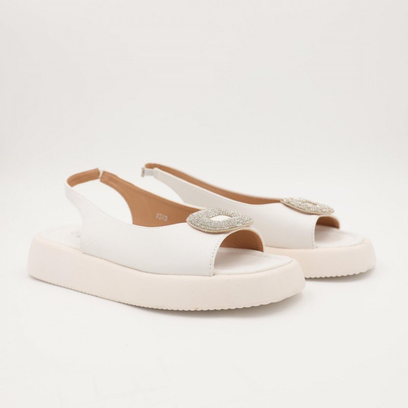 صندل للصبايا قماش لون ابيض