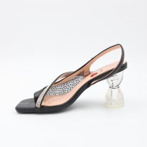 صندل للنساء لون أسود