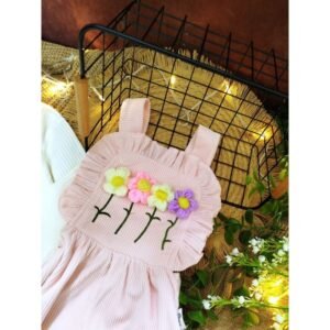 طقم افرهول مع بلوزة كم بناتي لون زهري وأبيض