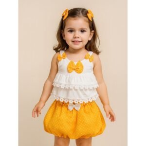 طقم بناتي قطعتين بلوزة وتنورة