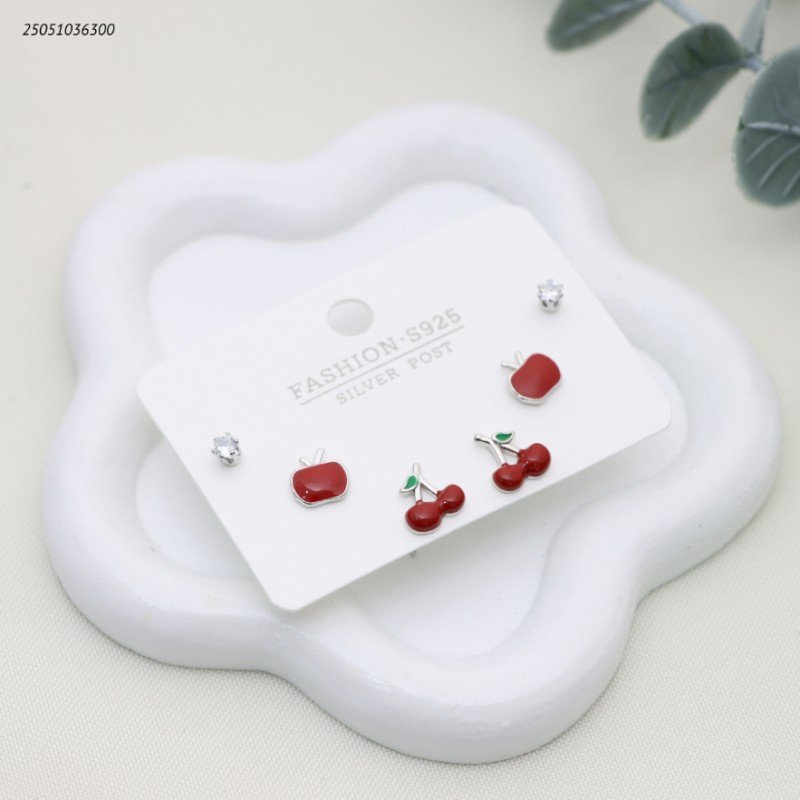 طقم حلوق مجموعة شكل تفاح و كرز لون فضي