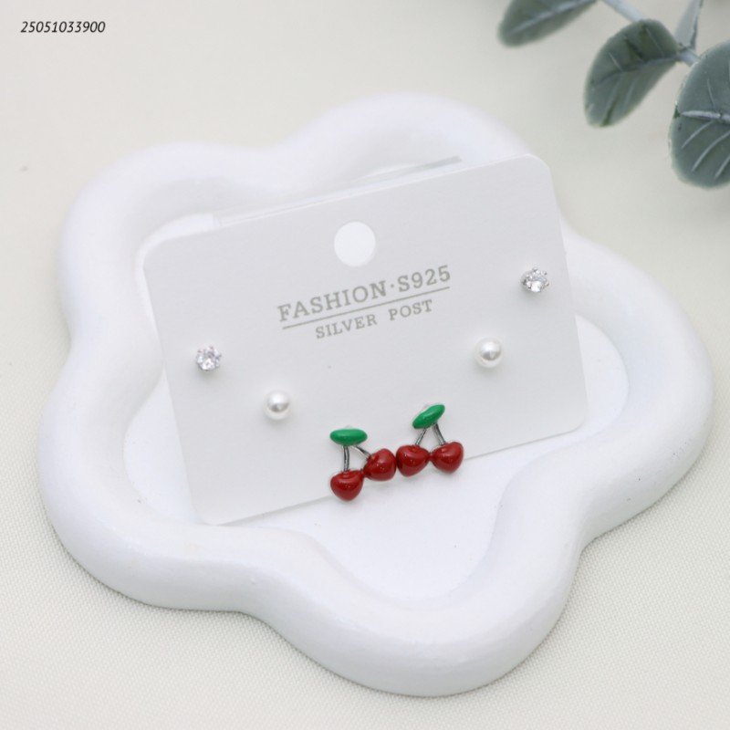 طقم حلوق مجموعة شكل كرز لون فضي