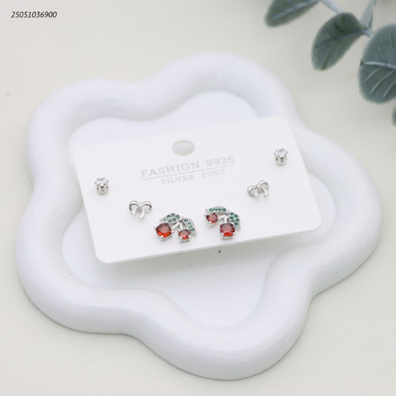 طقم حلوق مجموعة شكل كرزة لون فضي