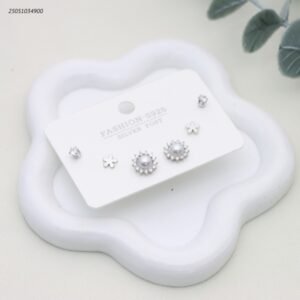 طقم حلوق ورود مع لولو لون فضي