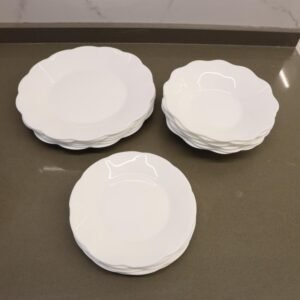 طقم صحون 18 قطعة لون ابيض