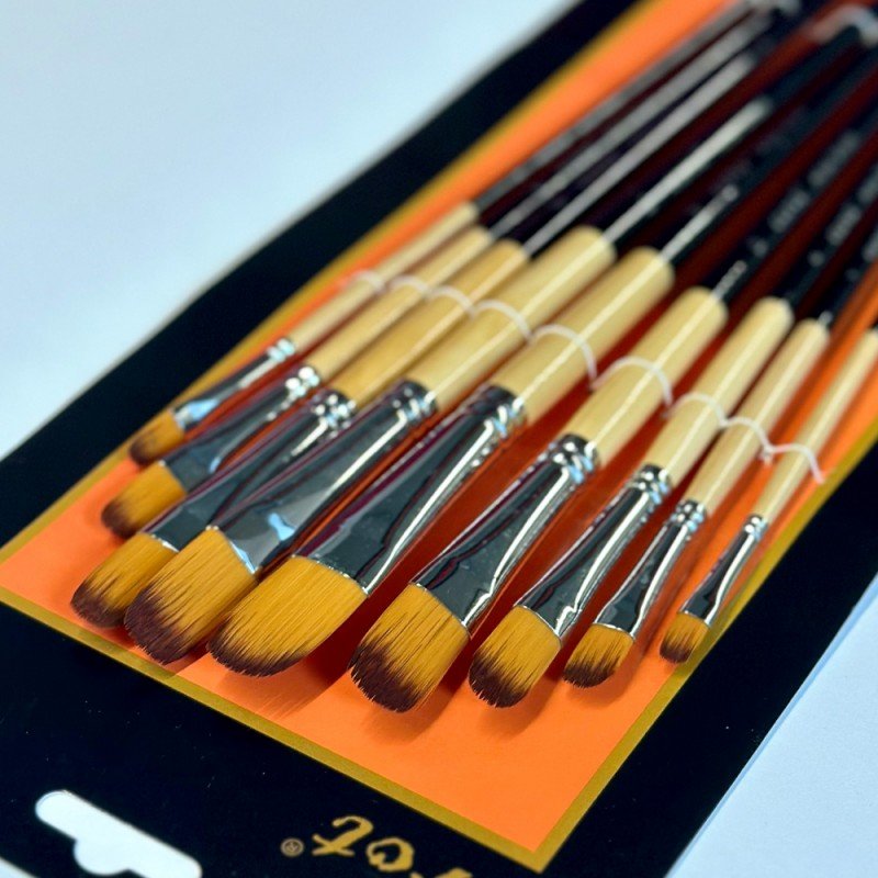 طقم فراشي رسم برأس شبه دائري 9 قطع