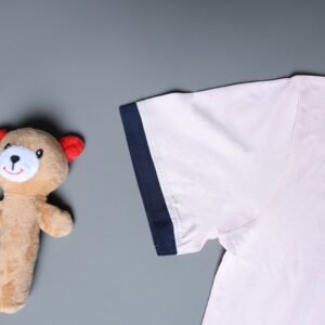 طقم قطعتين تيشيرت وشورت للأطفال لون زهري بارد وكحلي