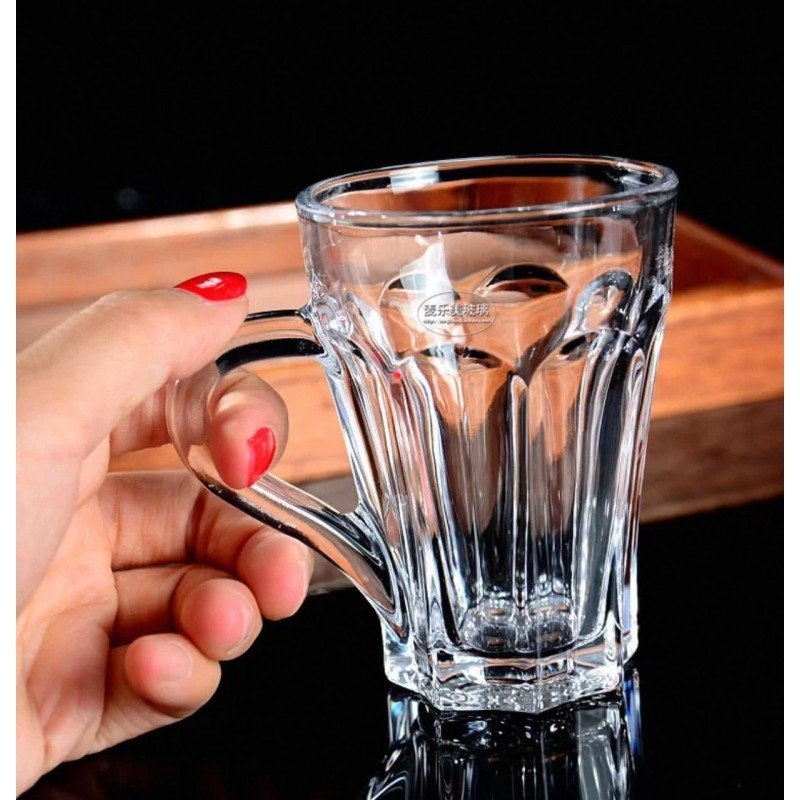 طقم كاسات زجاج شاي (6 كاسات)