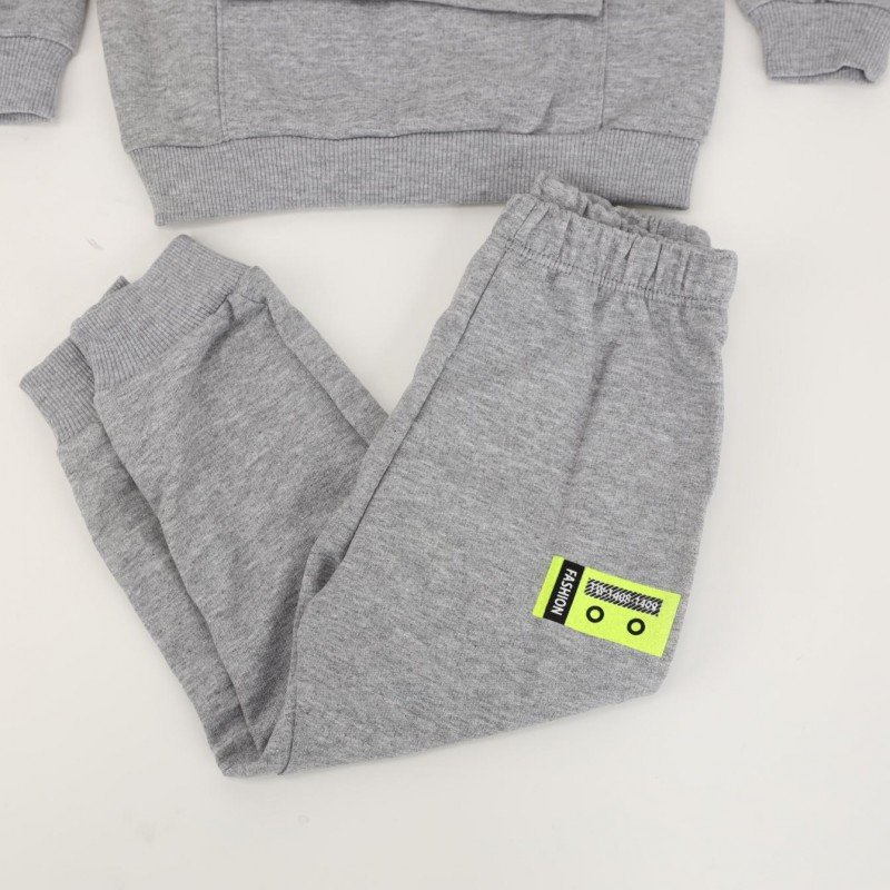 طقم للأطفال قطعتين لون سكني فاتح