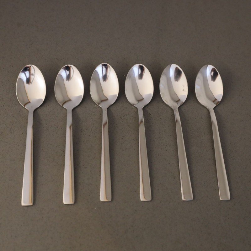 طقم معالق ستانلس ستيل 18/10 حجم صغير لون فضي6 قطع