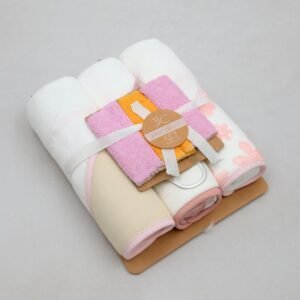 طقم مناشف بيبي لون أبيض وزهري