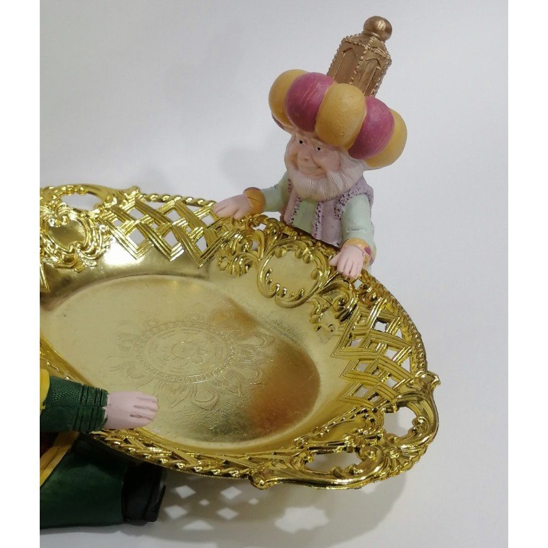 فنانيس مع صحن - Image 2