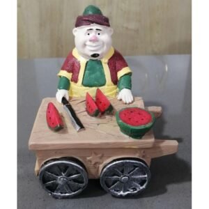 فنانيس مع عربة