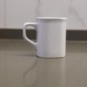 فنجان بورسلان حجم صغير لون ابيض