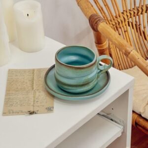 فنجان مع صحن لون أزرق و بني