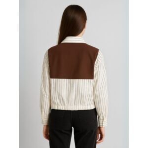 قميص بناتي لون بيج مع لفحة بنية مخطط