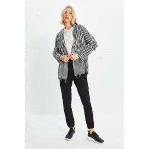 قميص مخمل للنساء لون أسود وأبيض