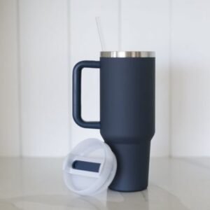 كاسة ستانلس ستيل المعزوله ( Stanley ) حجم 900 مل لون كحلي