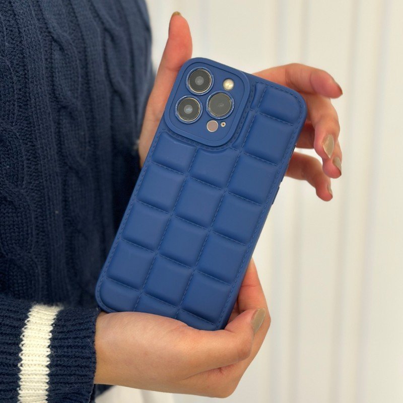 كفر جوال ايفون 13 برو ماكس لون كحلي