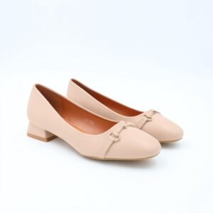 كندرة جلد كعب للنساء لون بيج