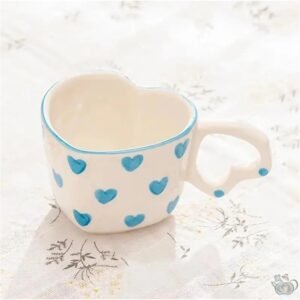 مج بتصميم قلب لون أزرق