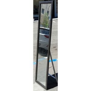 مرآة مستطيلة مع قاعدة لون ابيض مع فضي