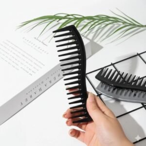 مشط شعر لون اسود