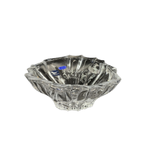 مضيفة كرستال