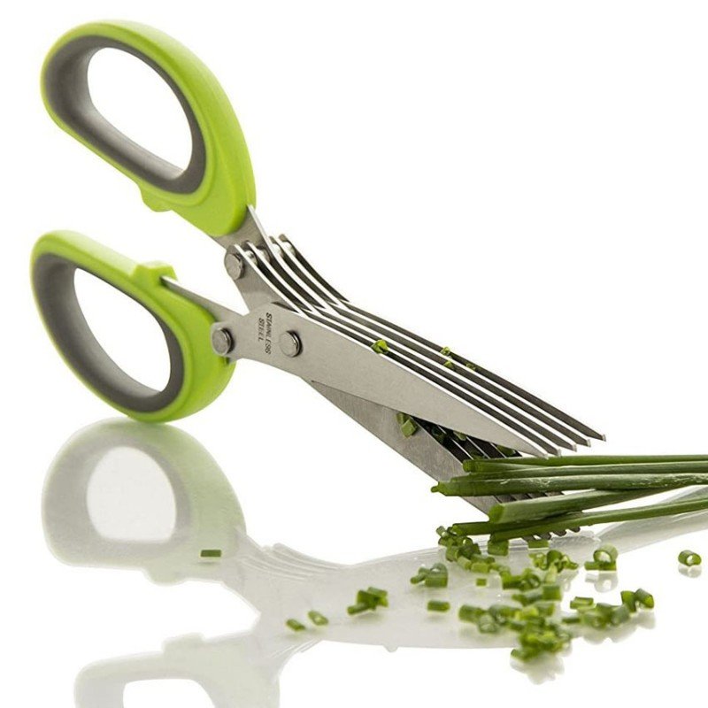 مقص بقدونس وخضار ورقية