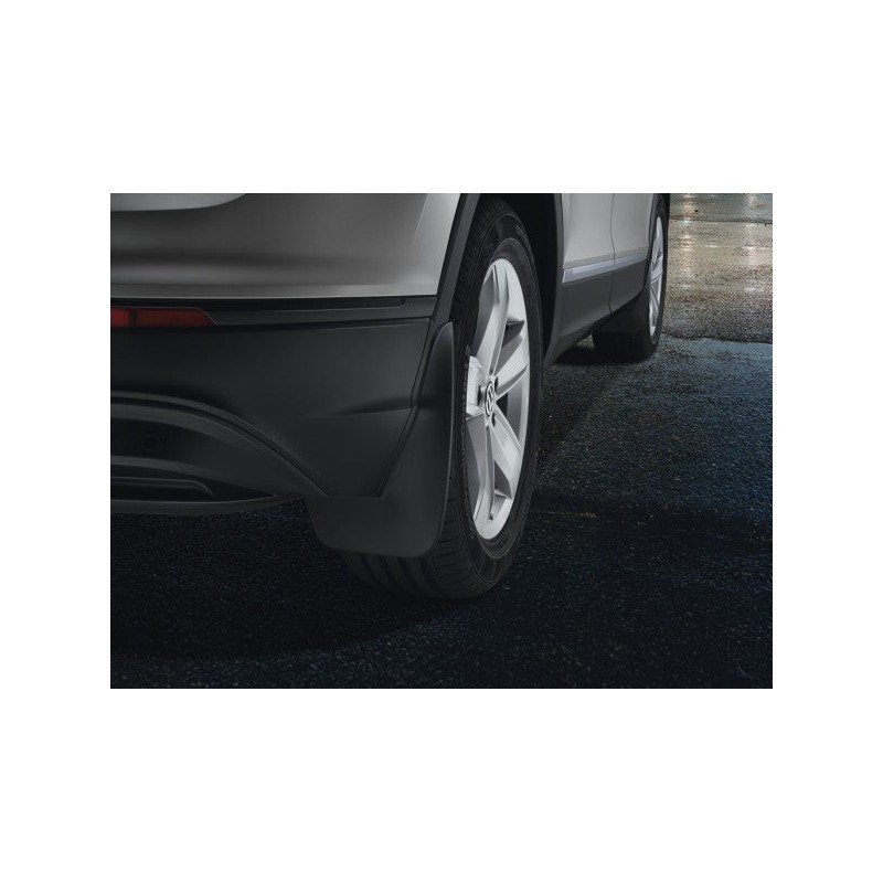 5NA075111 جلود حماية من الطين – تيجوان 2016-2024