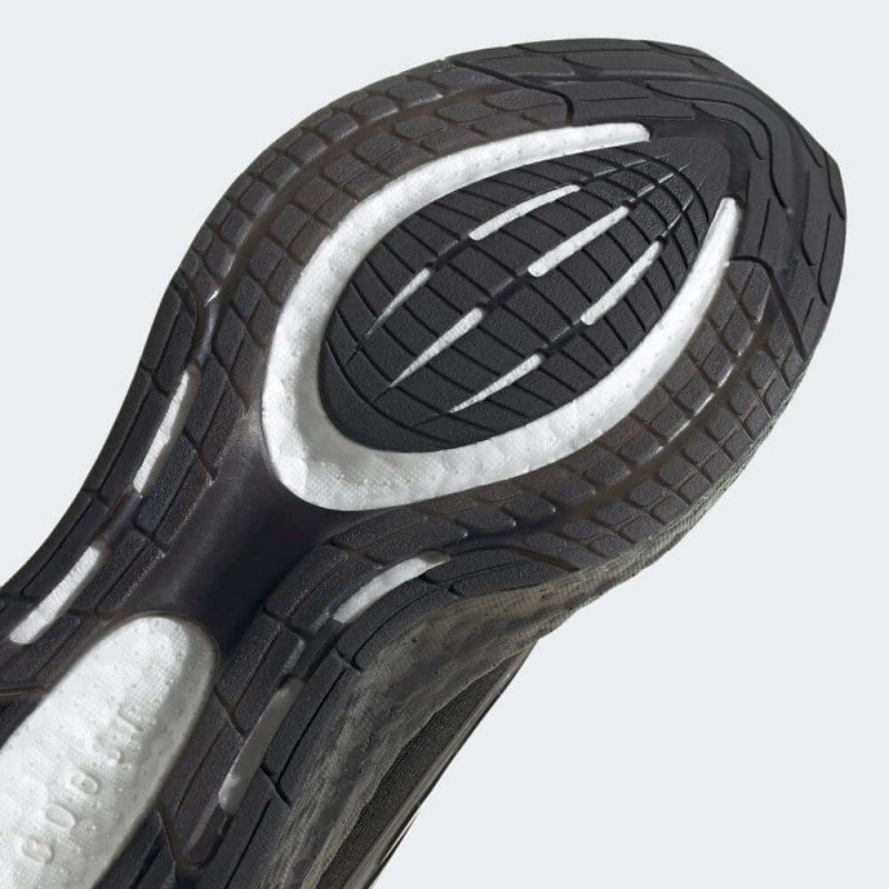 adidas Pureboost 22 Shoes - Black- حذاء اديداس بيور بوست 22 للرجال لون اسود