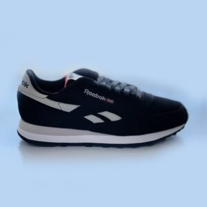 Reebok Mens Classic Leather Shoes- حذاء ريبوك كلاسيك ليذر للرجال لون أسود