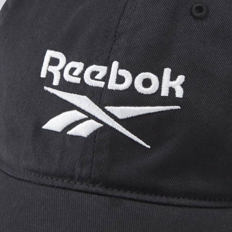 Reebok Unisex Te Logo Cap  - طاقية ريبوك بشعار مطرز للجنسين لون أسود