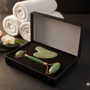 أداة تدليك الوجه لون أخضر Jade stone