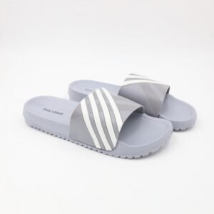 بابوج شبابي لون رمادي فاتح