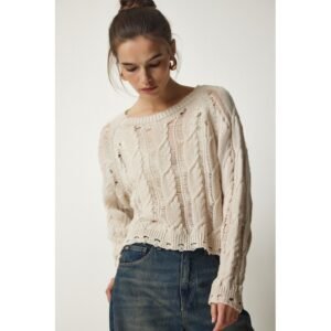 بلوزة شتوية صوف باللون البيج مخرمة One Size