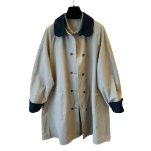 ترانشكوت خريفي لون أخضر فاتح مع أسود متوسط الطول