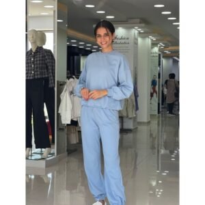 ترينج ستاتي خريفي لون أزرق فاتح Trend Alaçatı Stili