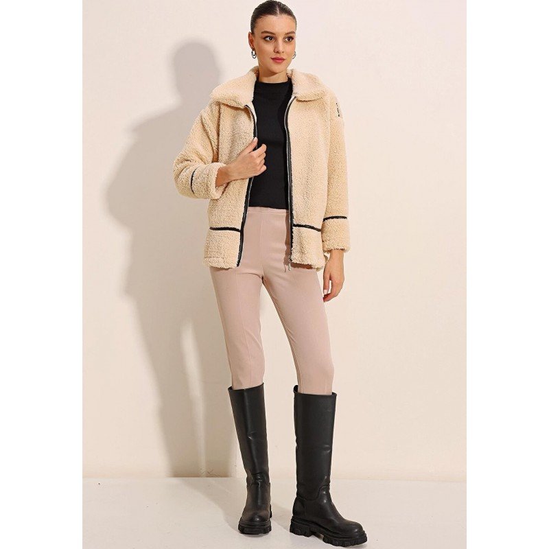 جاكيت ستاتي شتوي لون بيج