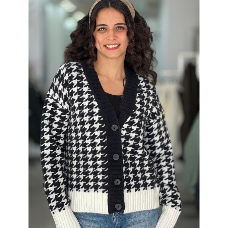 جرزة ستاتي لون أسود نقشة أبيض