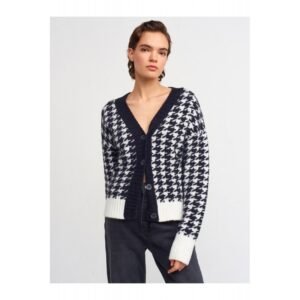 جرزة شتوية باللون الابيض والاسود One Size