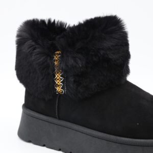 جزمة شتوية للنساء لون أسود