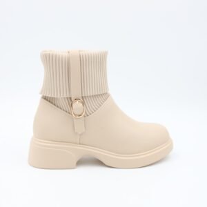 جزمة مع كعب للنساء لون بيج