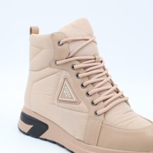 حذاء كاجوال برباط مع كعب شتوي للنساء لون بيج