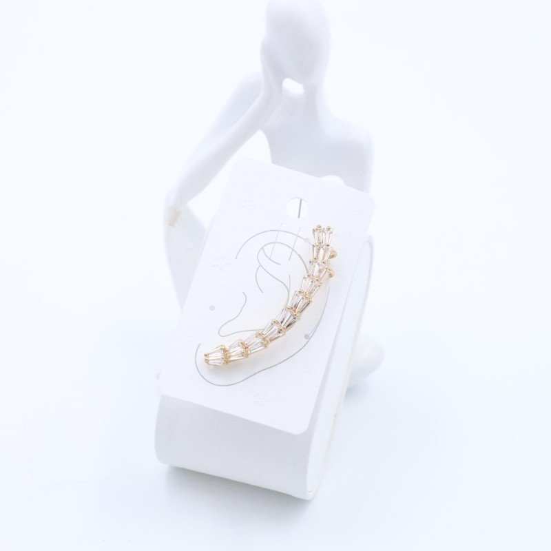 حلق ذهبي مع زركون فضي