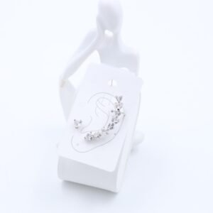 حلق فضي مع زركون فضي