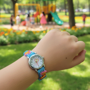 ساعة أطفال لطيفة لون أزرق