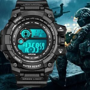 ساعة رياضية رقمية مع إضاءة LED جديدة للرجال  مقاومة للماء - لون أسود - موديل WR30